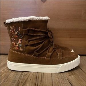 🦊NEW🦊 TOMS ALPINE BOOTS